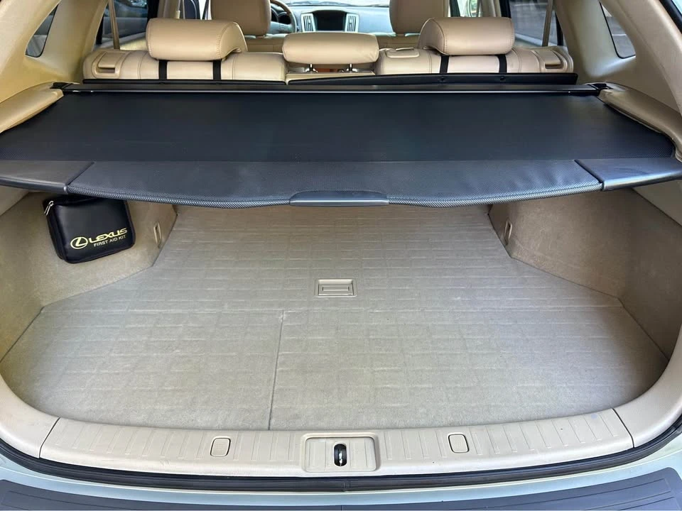 2005 Lexus RX 2nd Gen - Image 13 of 18