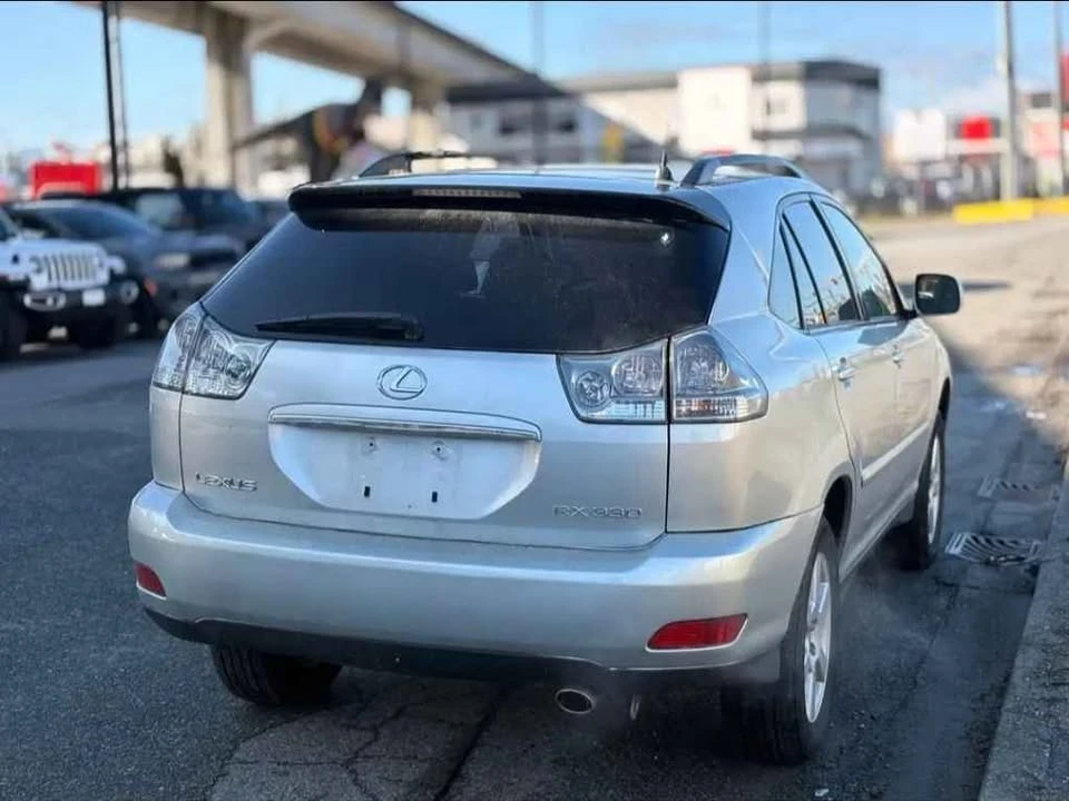 2005 Lexus RX 2nd Gen - Image 6 of 16