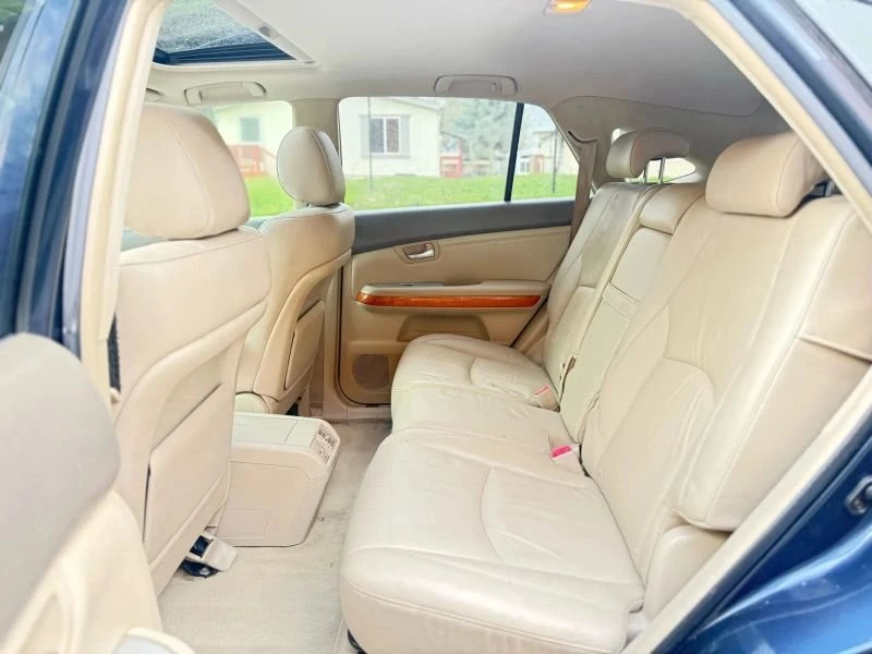 2005 Lexus RX 2nd Gen - Image 13 of 17