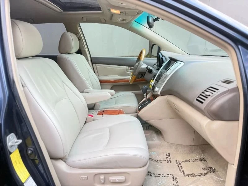 2005 Lexus RX 2nd Gen - Image 15 of 17