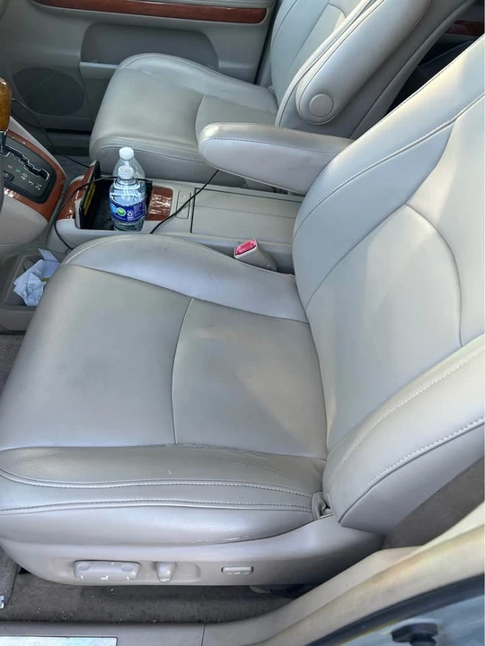2005 Lexus RX 2nd Gen - Image 13 of 18