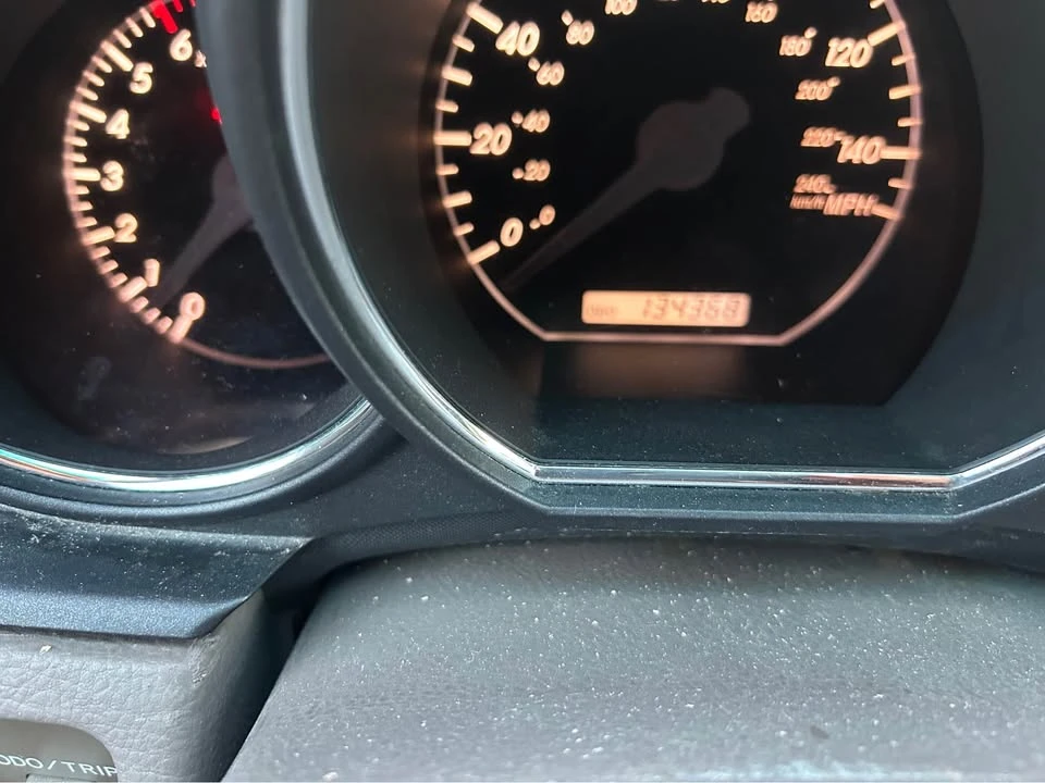 2005 Lexus RX 2nd Gen - Image 14 of 18