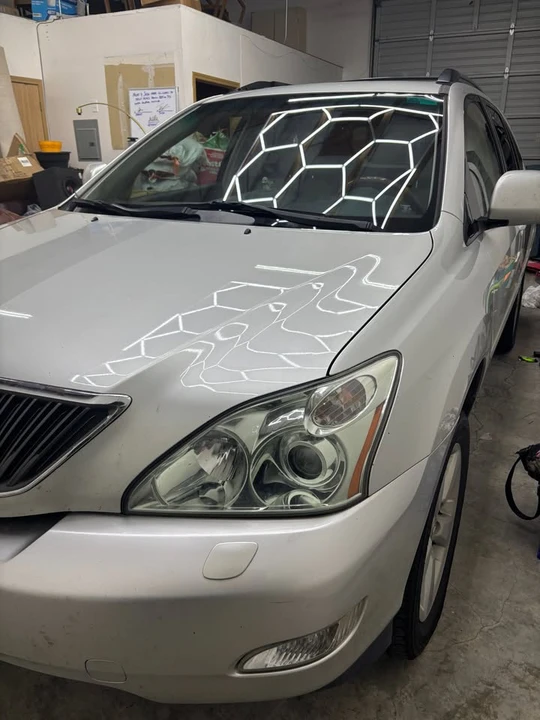 2005 Lexus RX 2nd Gen - Image 2 of 5