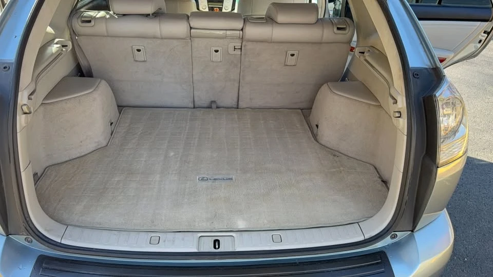 2005 Lexus RX 2nd Gen - Image 10 of 11