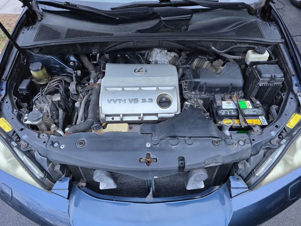 2005 Lexus RX 2nd Gen - Image 4 of 20
