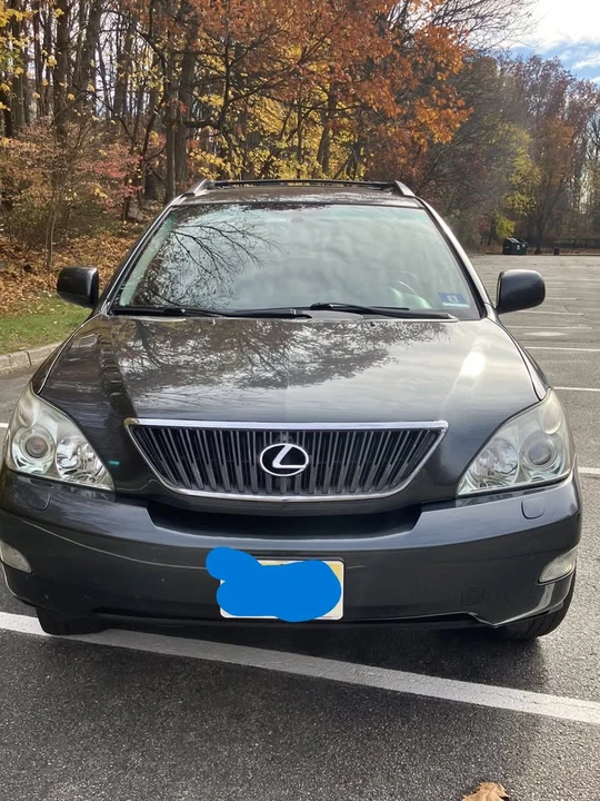 2005 Lexus RX 2nd Gen - Image 4 of 19