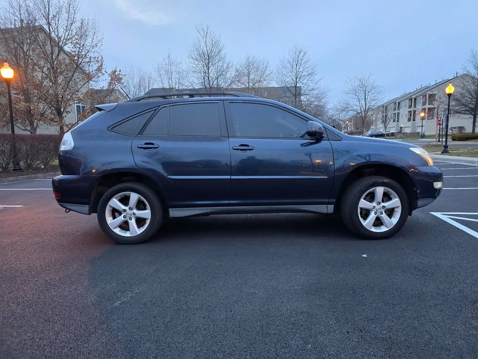 2005 Lexus RX 2nd Gen - Image 2 of 20