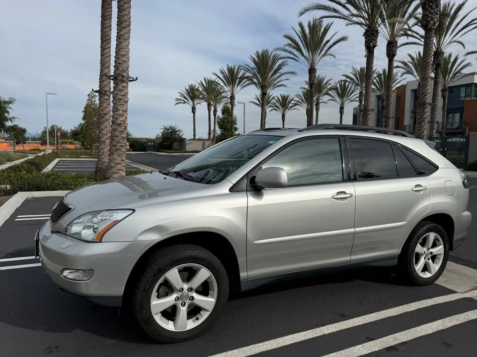 2005 Lexus RX 2nd Gen - Image 7 of 8
