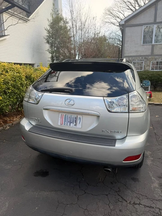 2005 Lexus RX 2nd Gen - Image 2 of 11