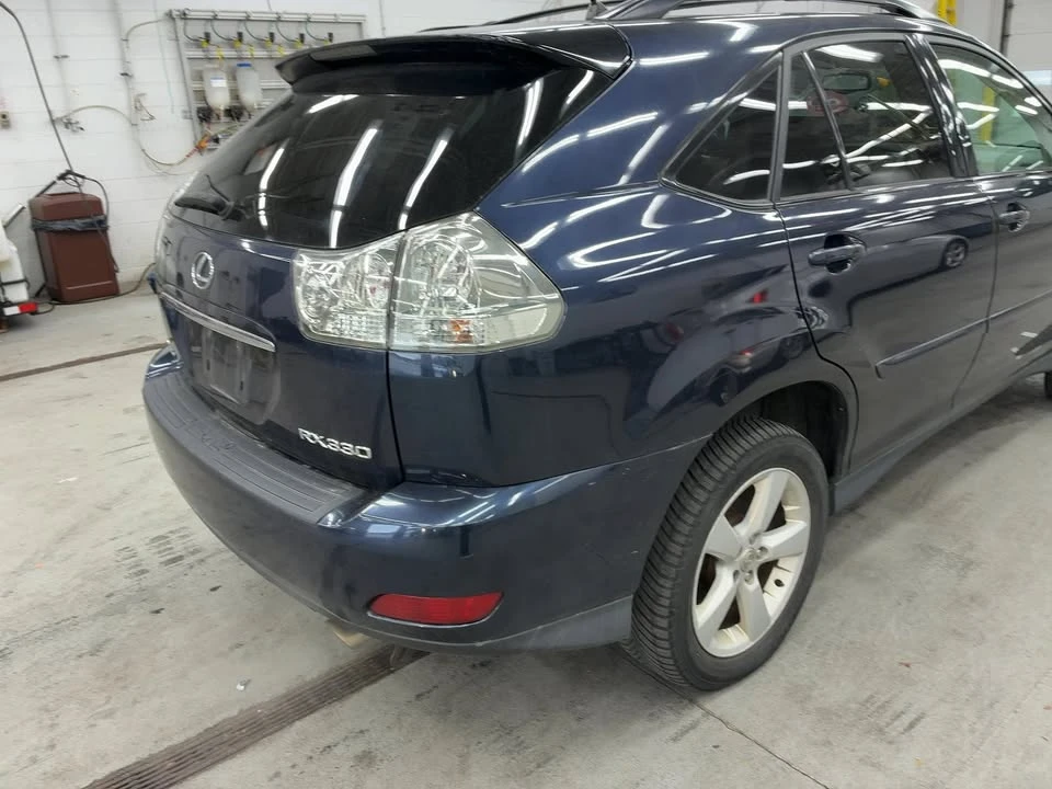 2005 Lexus RX 2nd Gen - Image 7 of 12