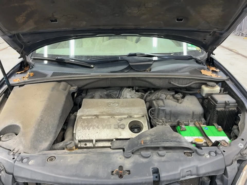 2005 Lexus RX 2nd Gen - Image 12 of 12