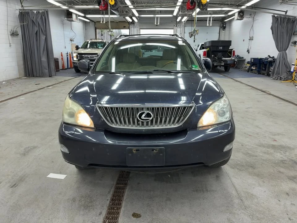 2005 Lexus RX 2nd Gen - Image 2 of 12