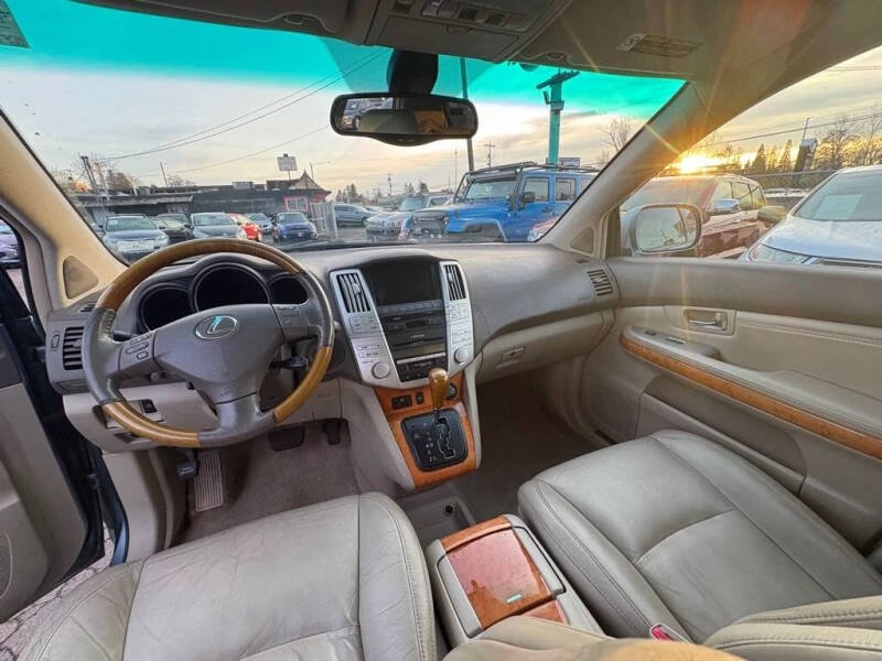 2005 Lexus RX 2nd Gen - Image 8 of 9