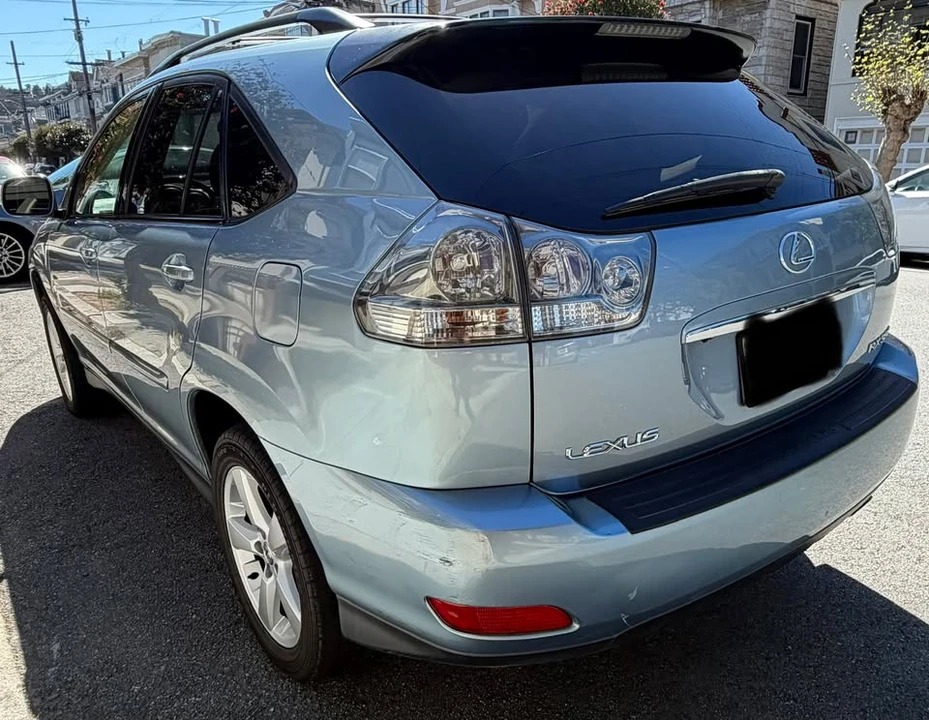 2005 Lexus RX 2nd Gen - Image 4 of 19