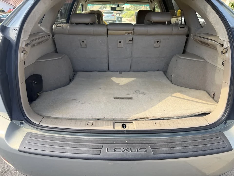 2005 Lexus RX 2nd Gen - Image 5 of 10