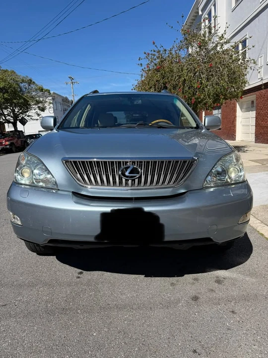 2005 Lexus RX 2nd Gen - Image 2 of 19