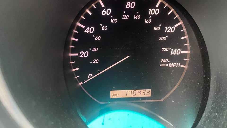 2005 Lexus RX 2nd Gen - Image 12 of 14