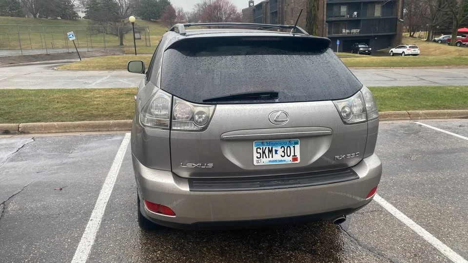 2005 Lexus RX 2nd Gen - Image 2 of 14