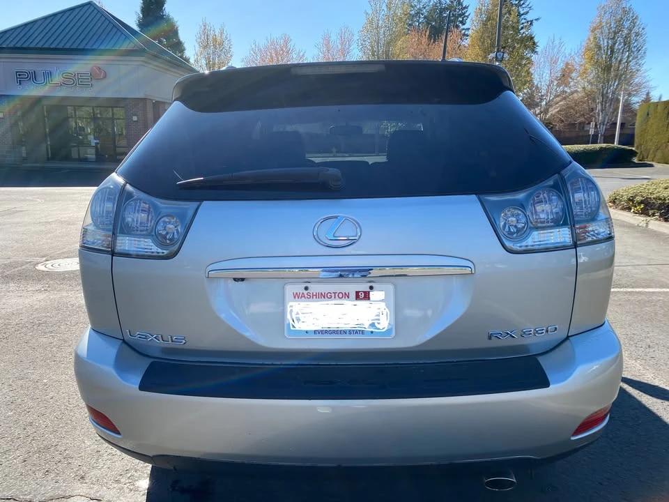 2005 Lexus RX 2nd Gen - Image 6 of 18