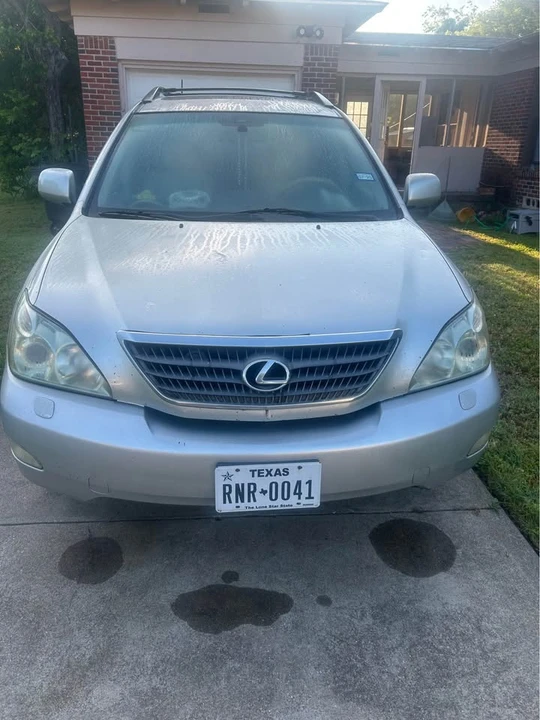 2005 Lexus RX 2nd Gen - Image 4 of 6