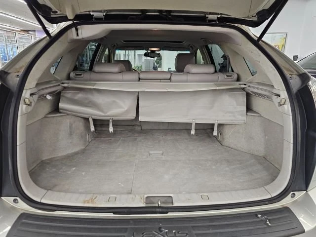 2005 Lexus RX 2nd Gen - Image 6 of 15