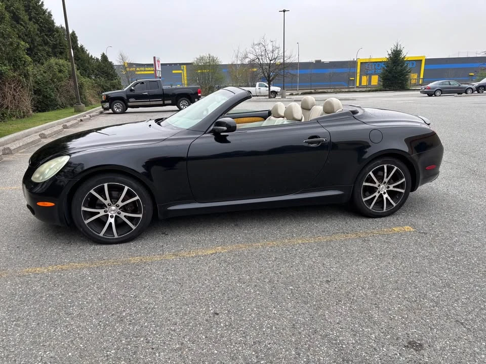 2005 Lexus SC430 - Image 2 of 11