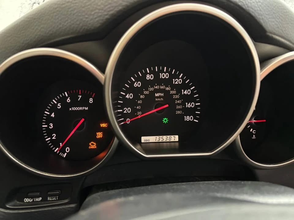 2005 Lexus SC430 - Image 9 of 12