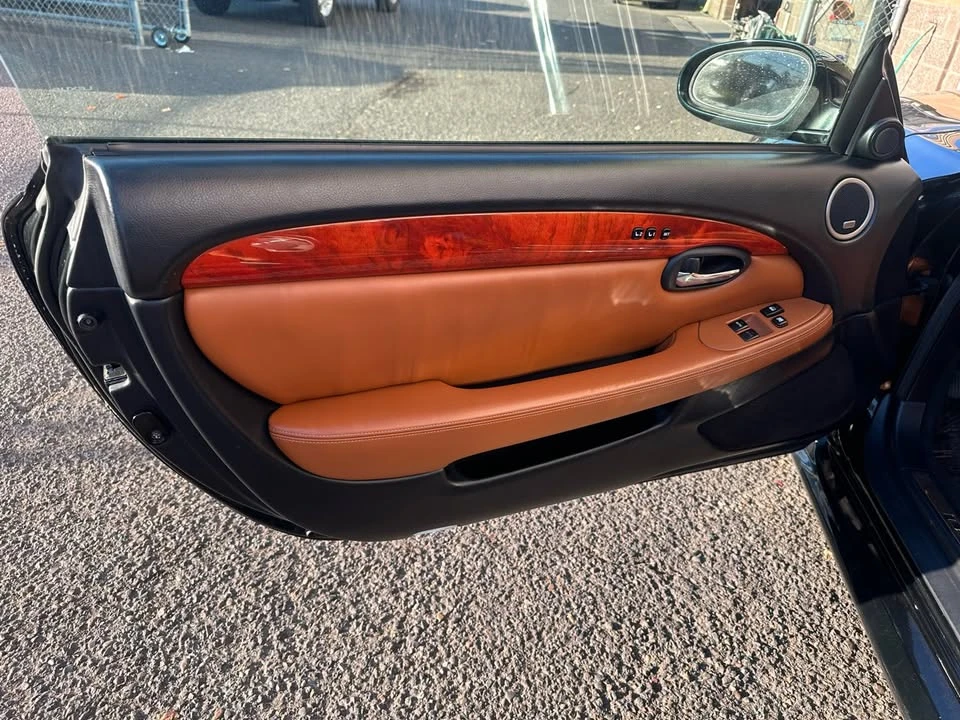 2005 Lexus SC430 - Image 8 of 20