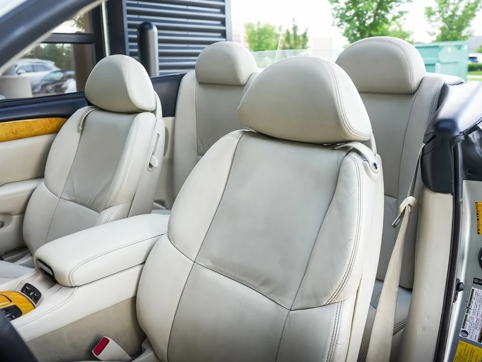 2005 Lexus SC430 - Image 15 of 20