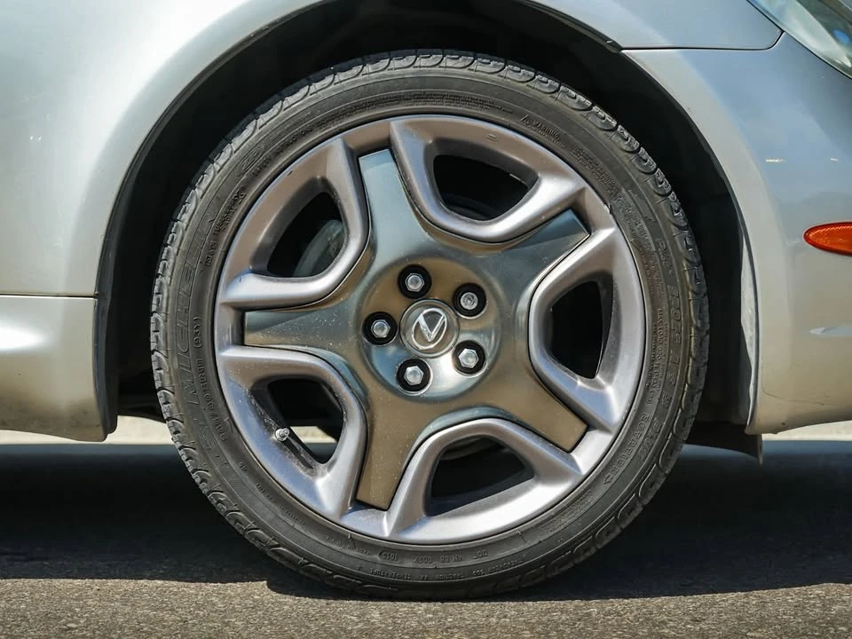 2005 Lexus SC430 - Image 2 of 20