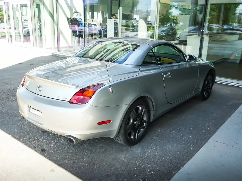 2005 Lexus SC430 - Image 11 of 20