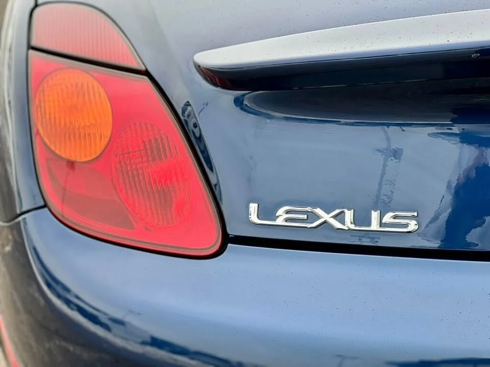 2005 Lexus SC430 - Image 9 of 20
