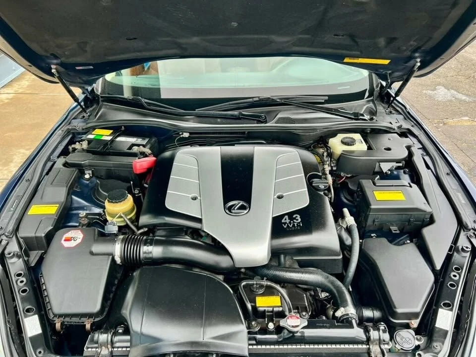 2005 Lexus SC430 - Image 11 of 20