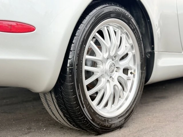 2005 Lexus SC430 - Image 11 of 19
