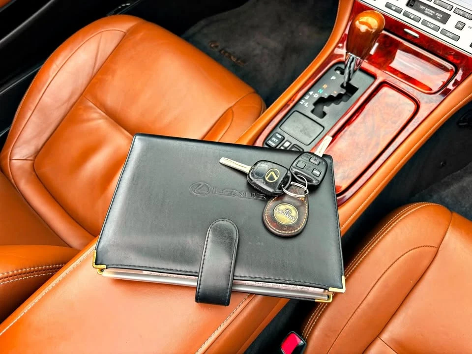 2005 Lexus SC430 - Image 15 of 19