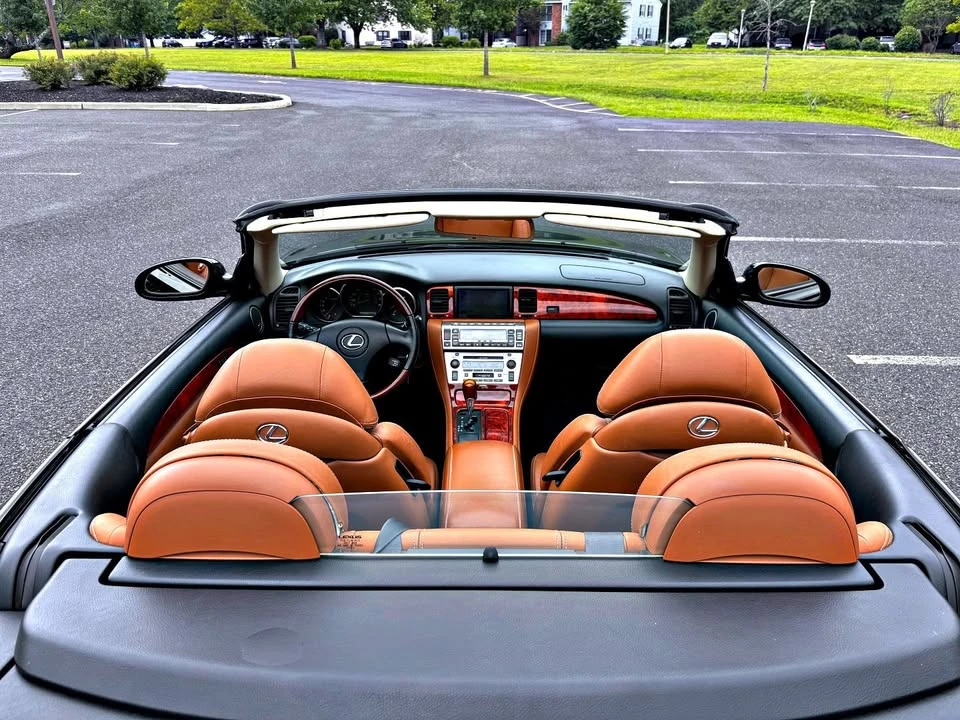 2005 Lexus SC430 - Image 13 of 19