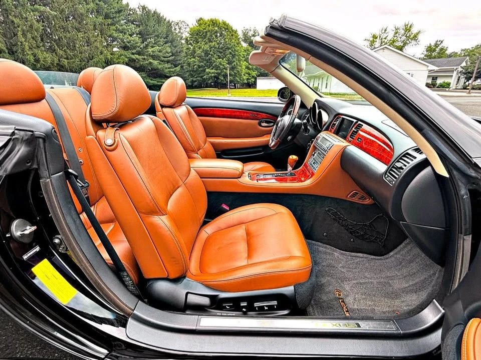 2005 Lexus SC430 - Image 16 of 19