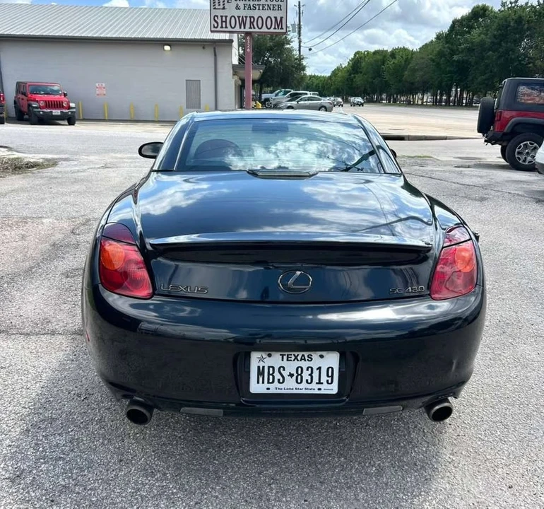 2005 Lexus SC430 - Image 12 of 18