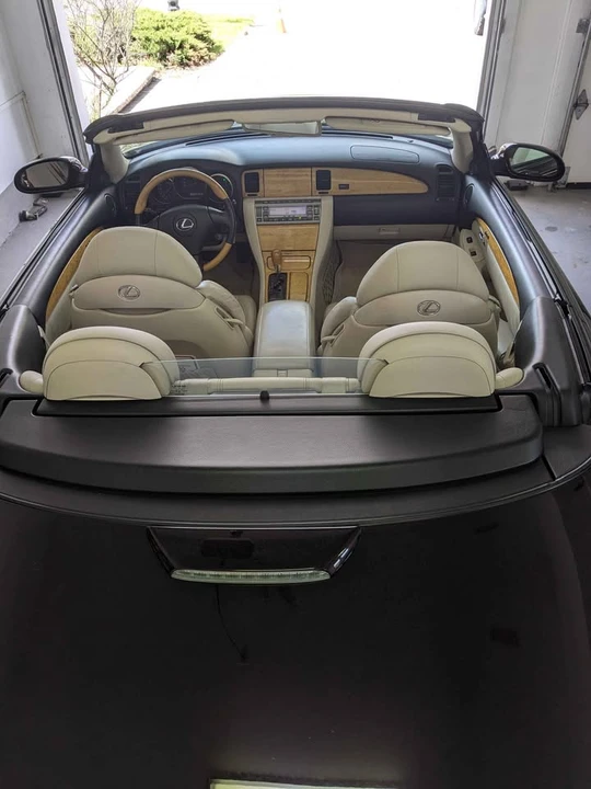 2005 Lexus SC430 - Image 6 of 12