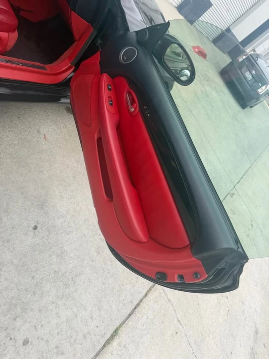 2005 Lexus SC430 - Image 9 of 20