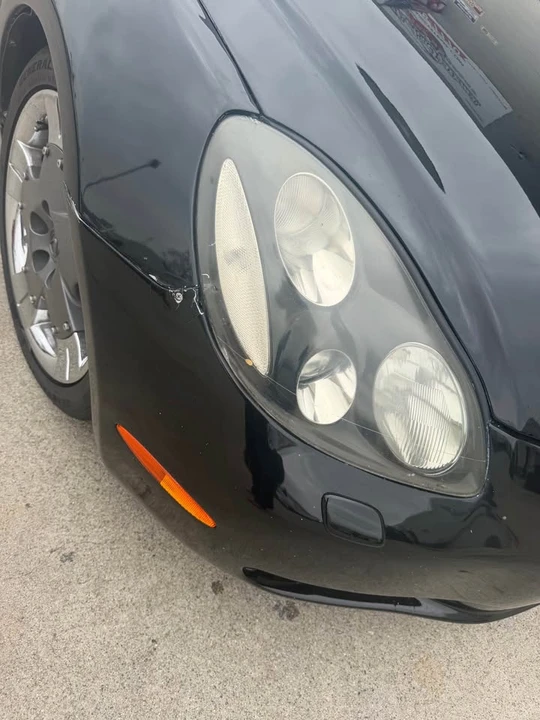 2005 Lexus SC430 - Image 2 of 20