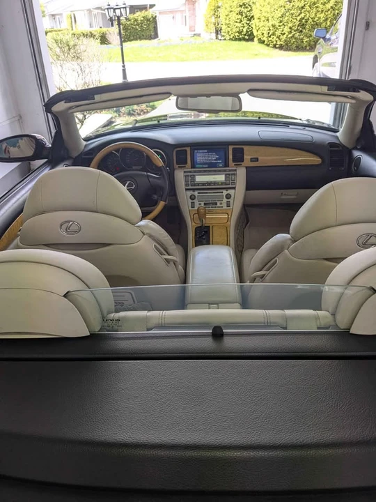 2005 Lexus SC430 - Image 4 of 12