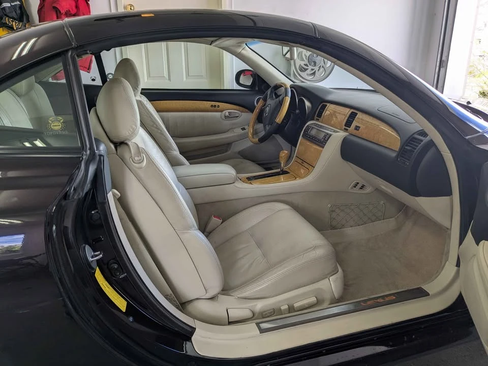 2005 Lexus SC430 - Image 7 of 12