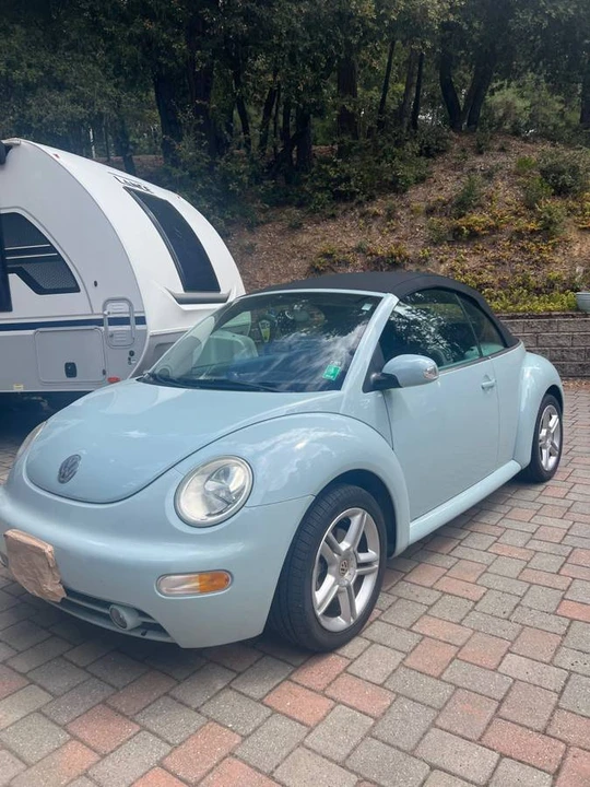 2005 Volkswagen New Beetle - Image 6 of 19