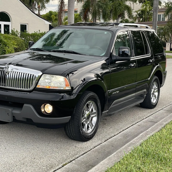 2005 Lincoln Aviator 1st Gen - Image 5 of 12