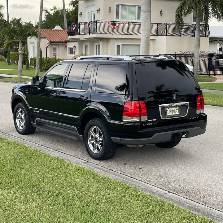 2005 Lincoln Aviator 1st Gen - Image 8 of 12