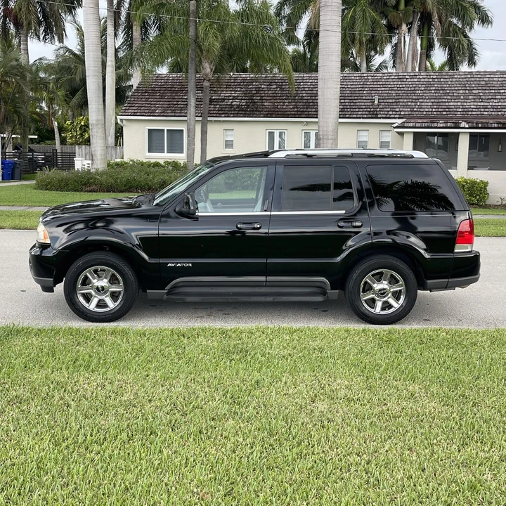 2005 Lincoln Aviator 1st Gen - Image 7 of 12