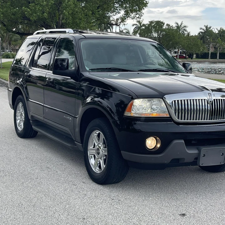 2005 Lincoln Aviator 1st Gen - Image 3 of 12