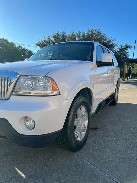 2005 Lincoln Aviator 1st Gen - Image 2 of 21