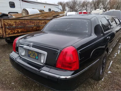2005 Lincoln Continental